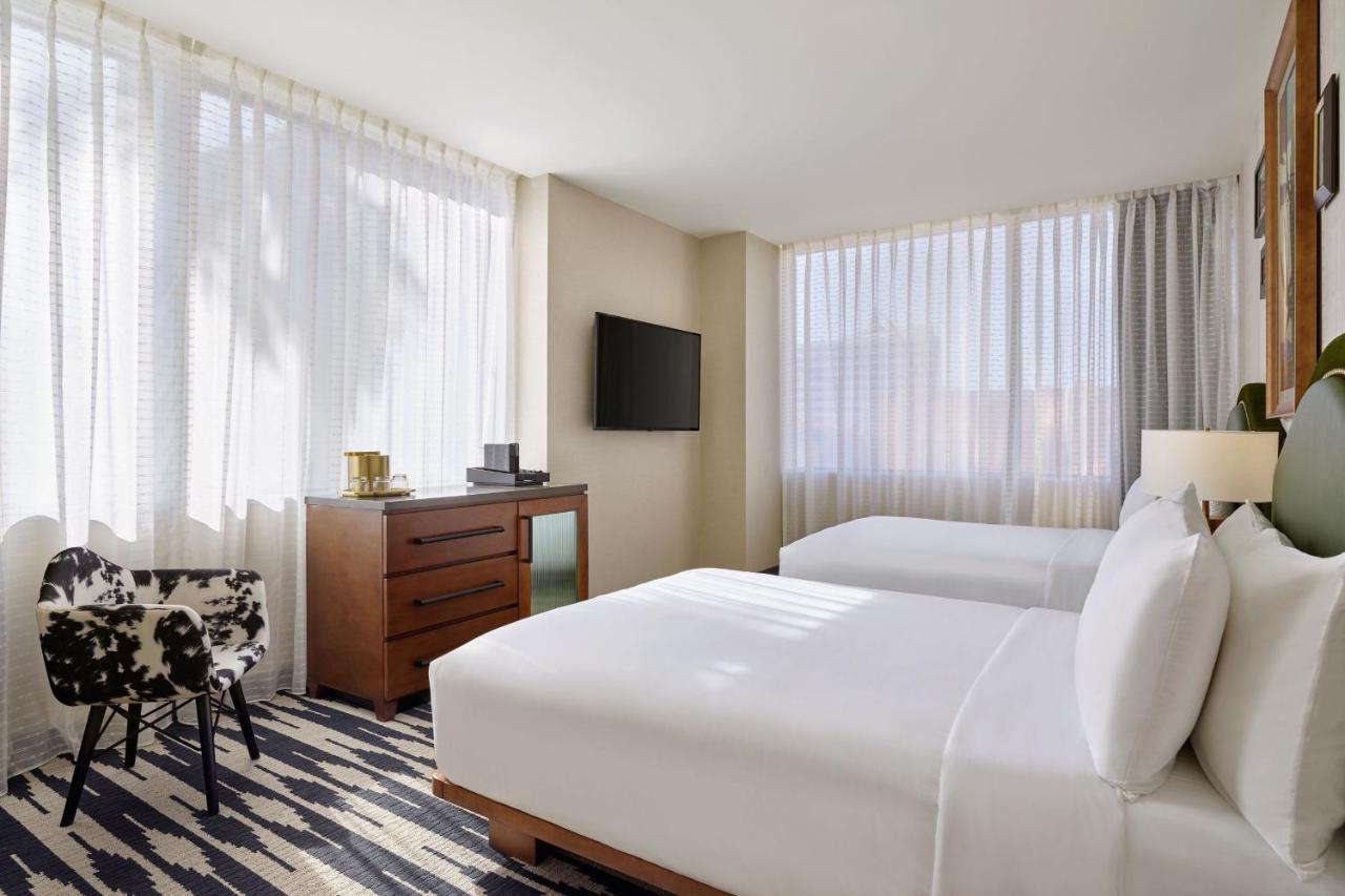 The Leo Kent Hotel, Tucson, A Tribute Portfolio Hotel Bagian luar foto