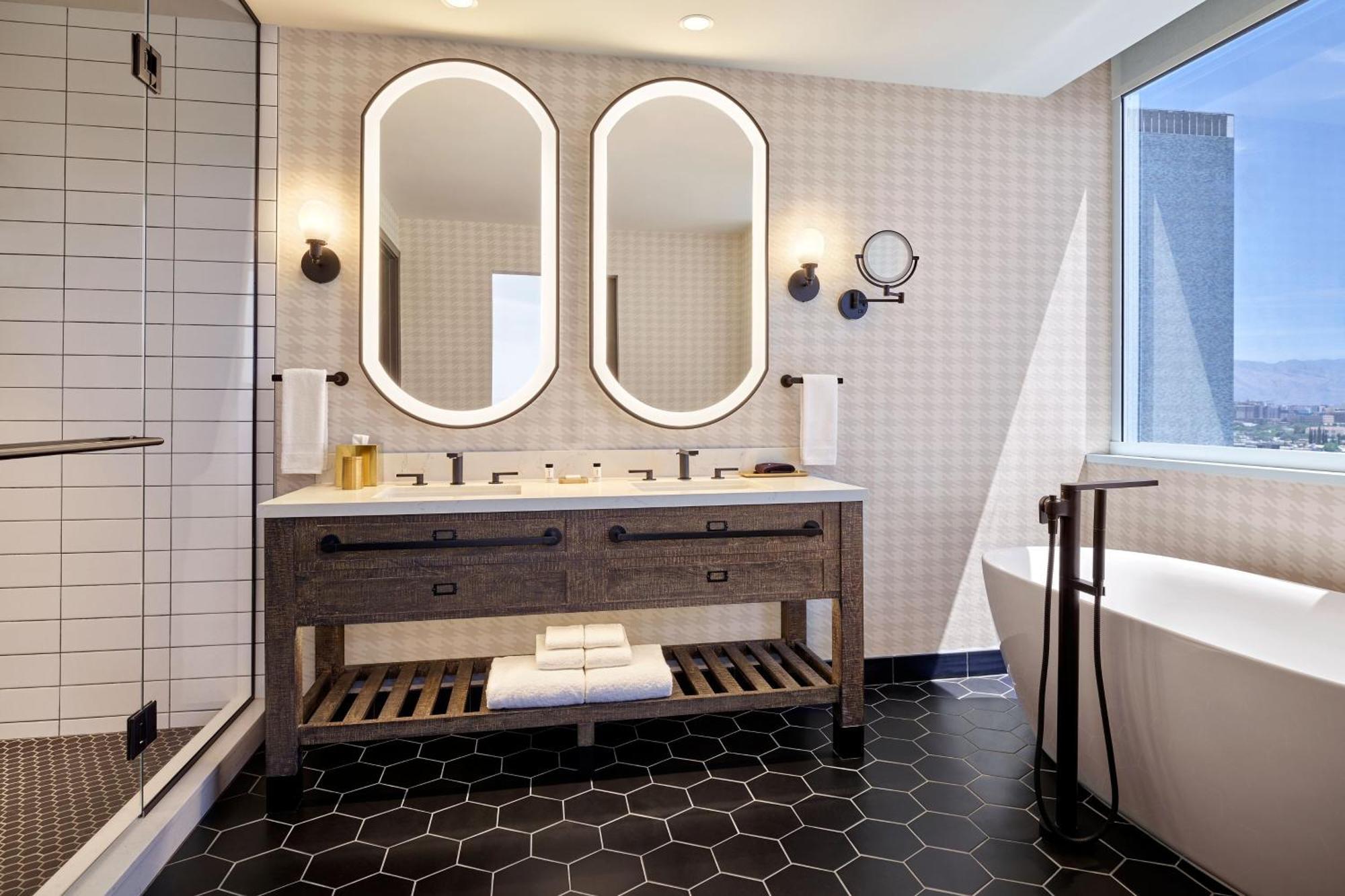 The Leo Kent Hotel, Tucson, A Tribute Portfolio Hotel Bagian luar foto
